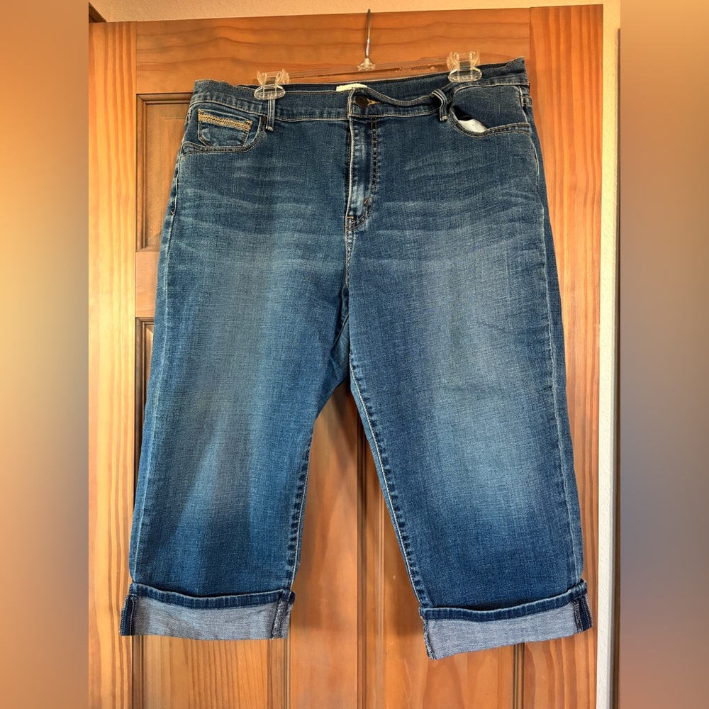 Levi 515 Size 16 Capri blue denim with cuff